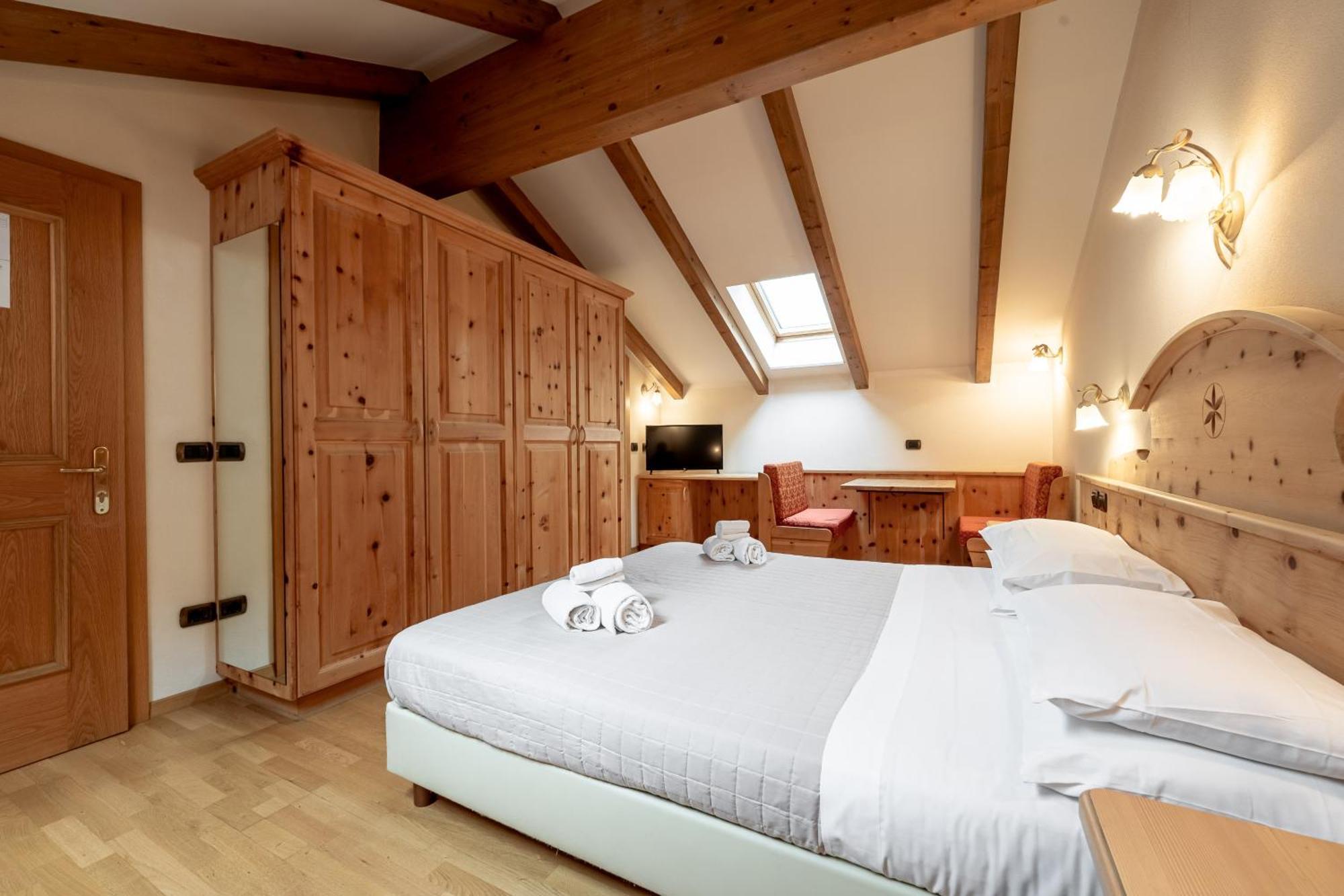 Hotel Villetta Maria Cottage Canazei Buitenkant foto