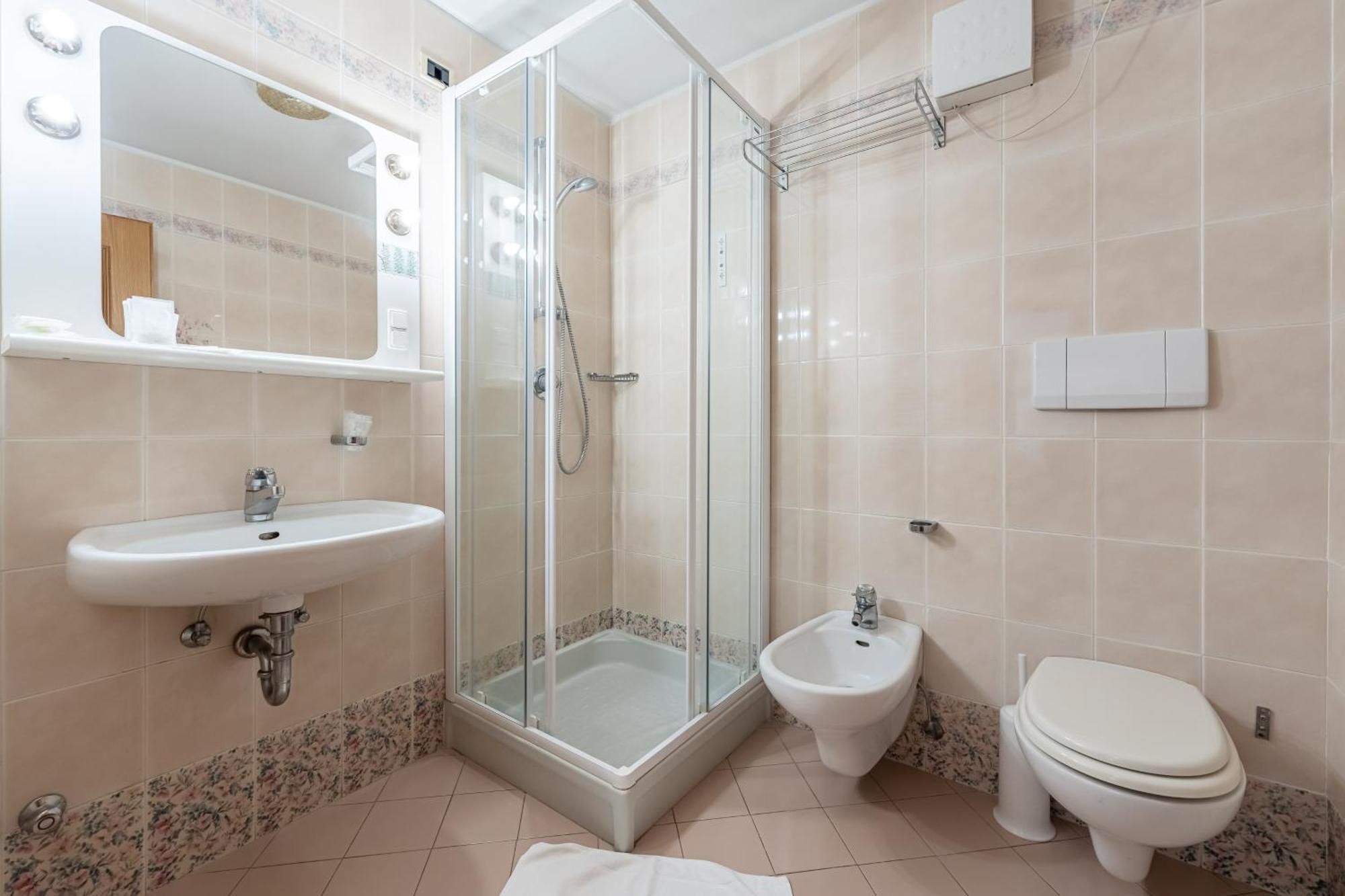 Hotel Villetta Maria Cottage Canazei Buitenkant foto