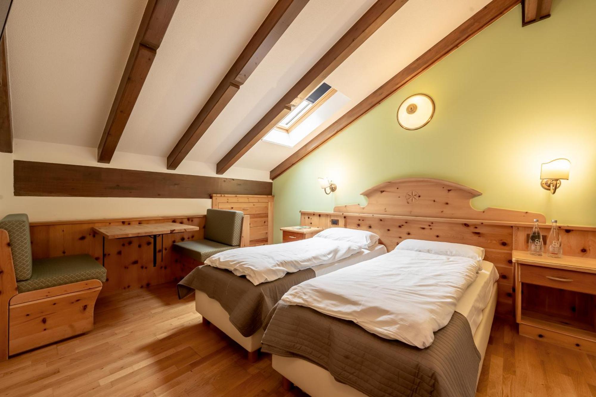 Hotel Villetta Maria Cottage Canazei Buitenkant foto