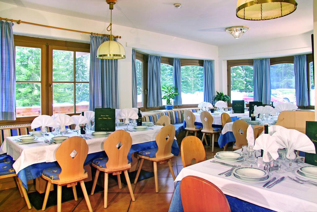 Hotel Villetta Maria Cottage Canazei Buitenkant foto
