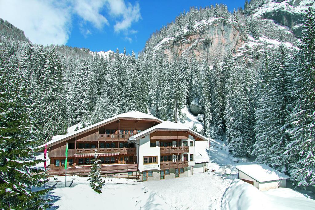 Hotel Villetta Maria Cottage Canazei Buitenkant foto